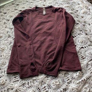 Lululemon Swiftly Long Sleeve Athletic Top • Heathered Black Red • Size 6